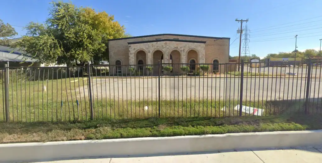 Store – main photo