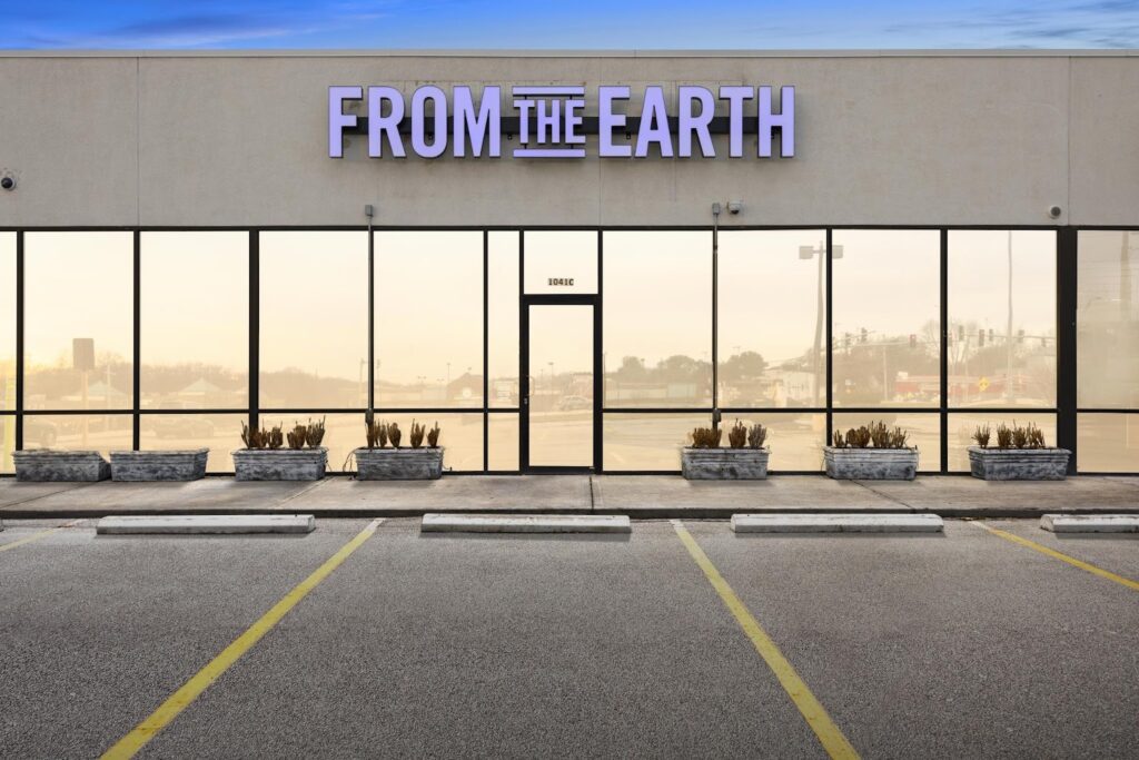 Store – main photo