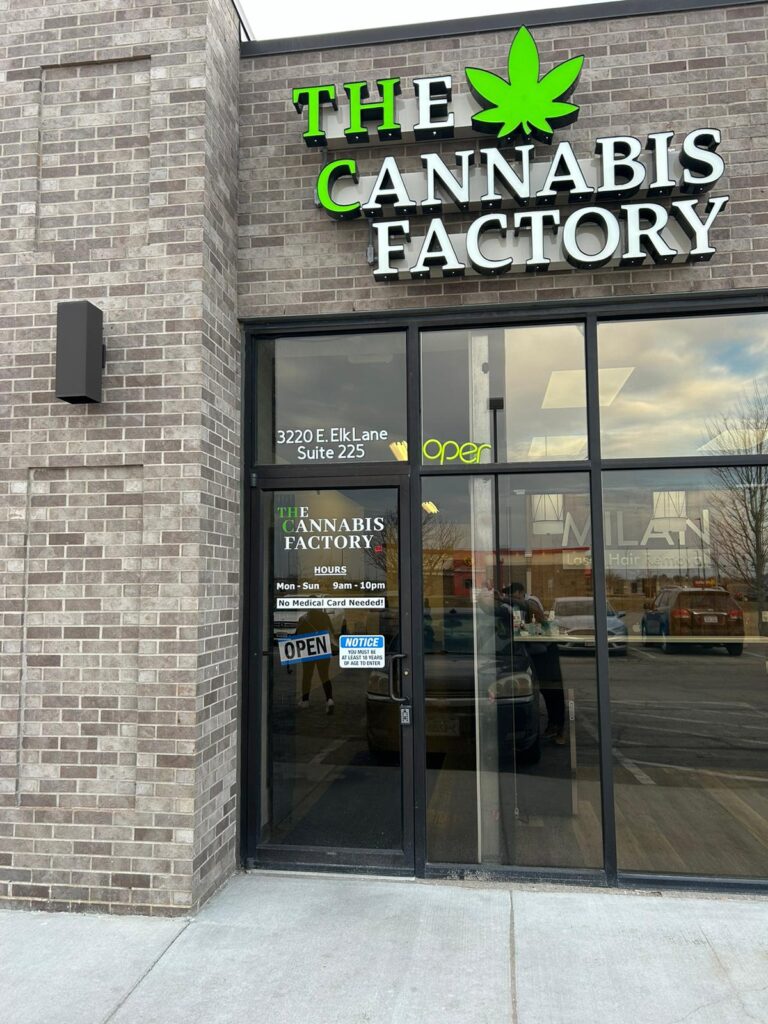 Store – main photo