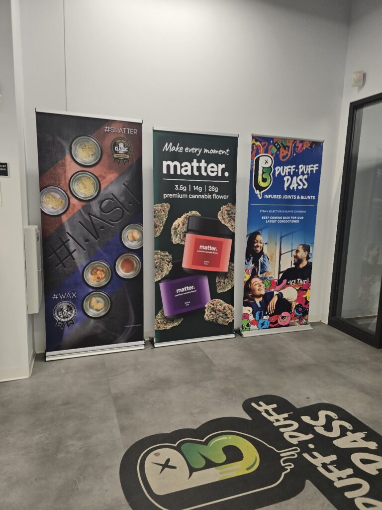 Store – main photo