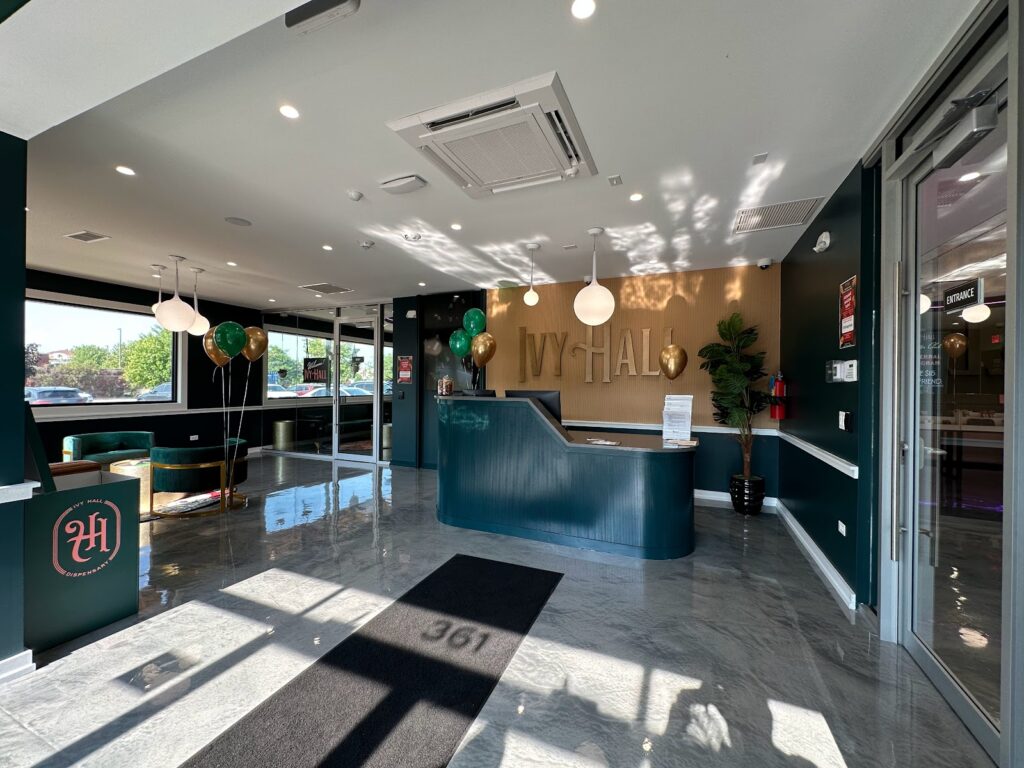 Store – main photo