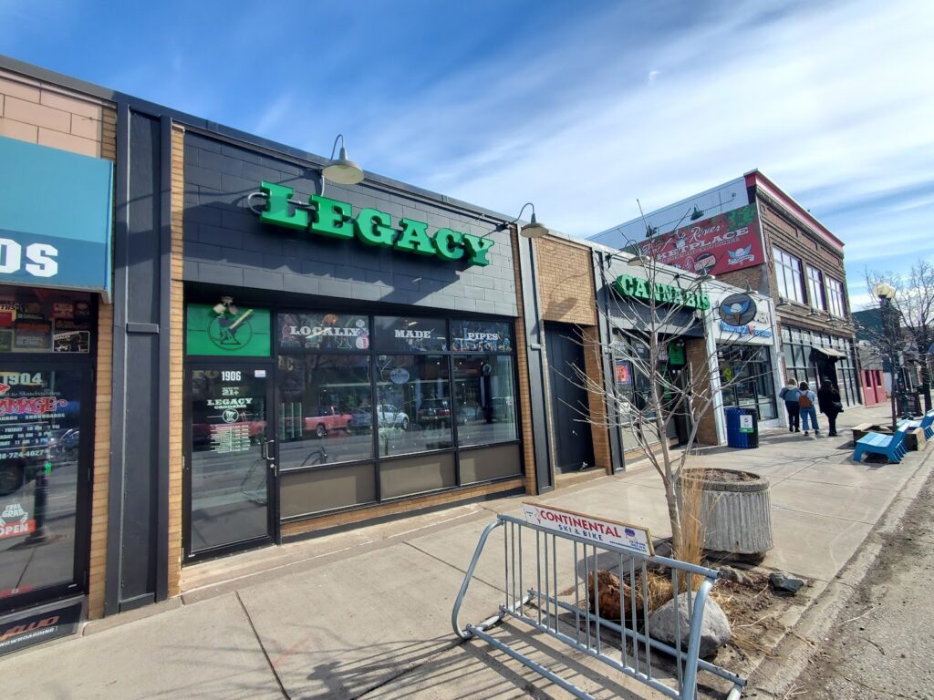 Store – main photo