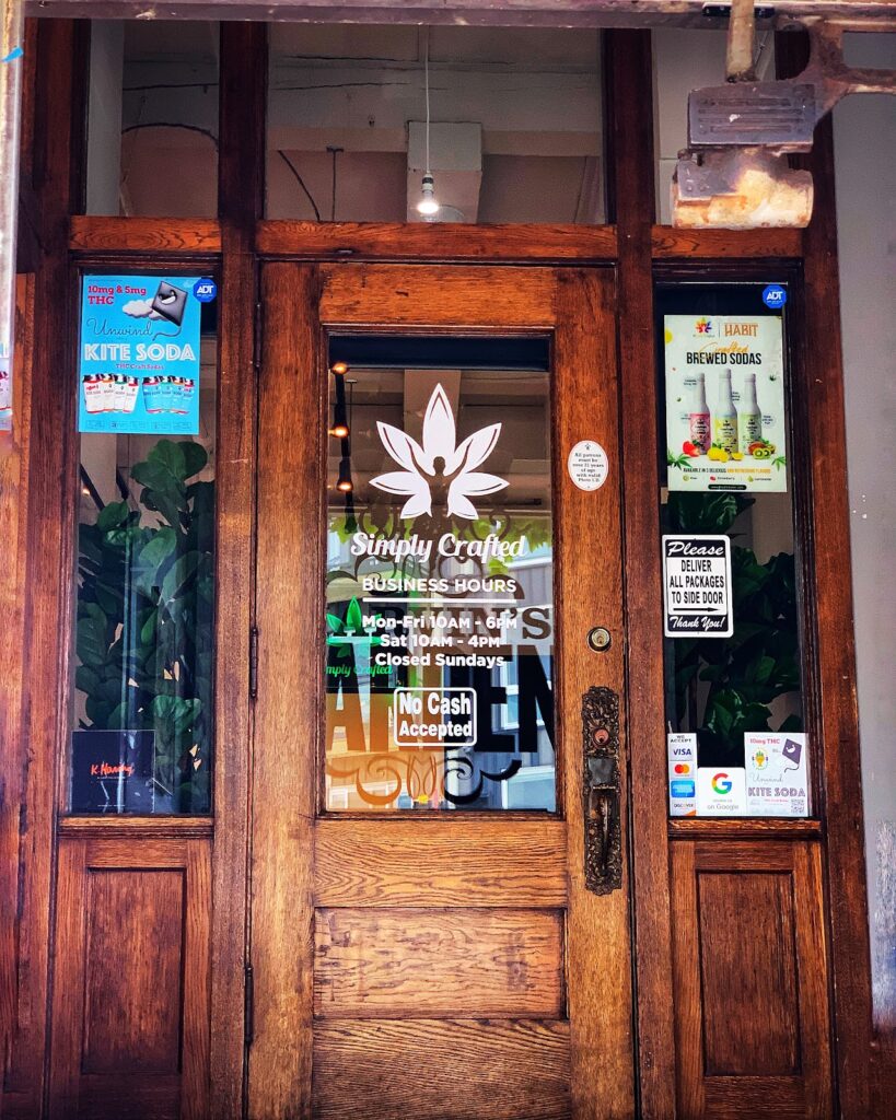 Store – main photo