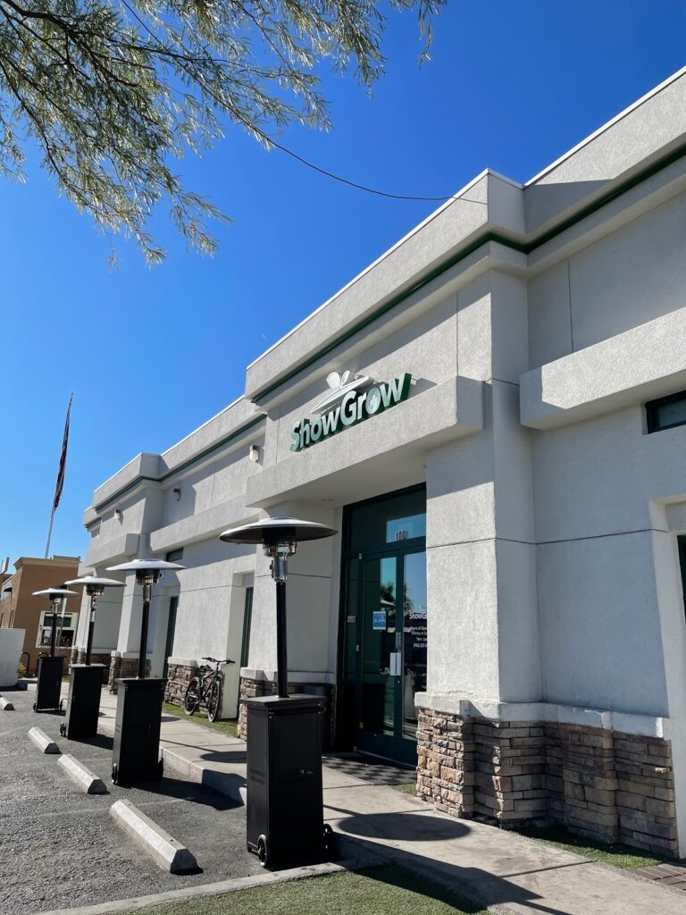 Store – main photo