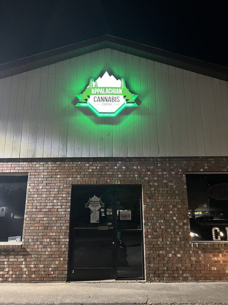 Store – main photo