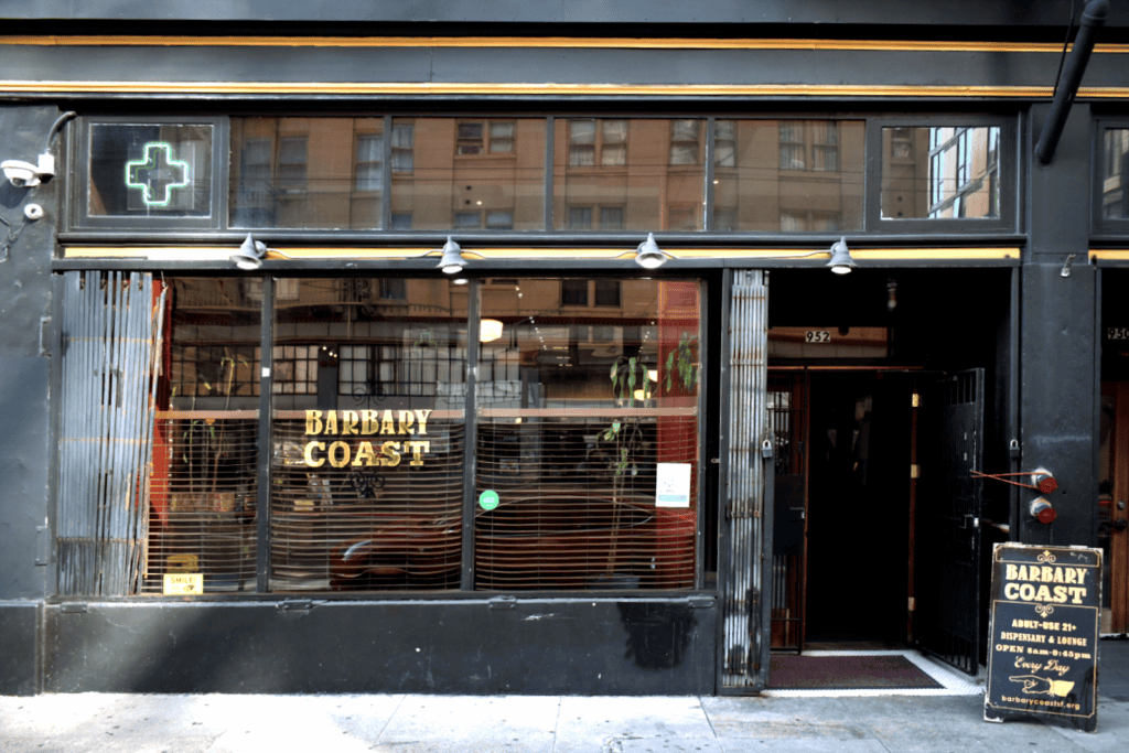 Store – main photo