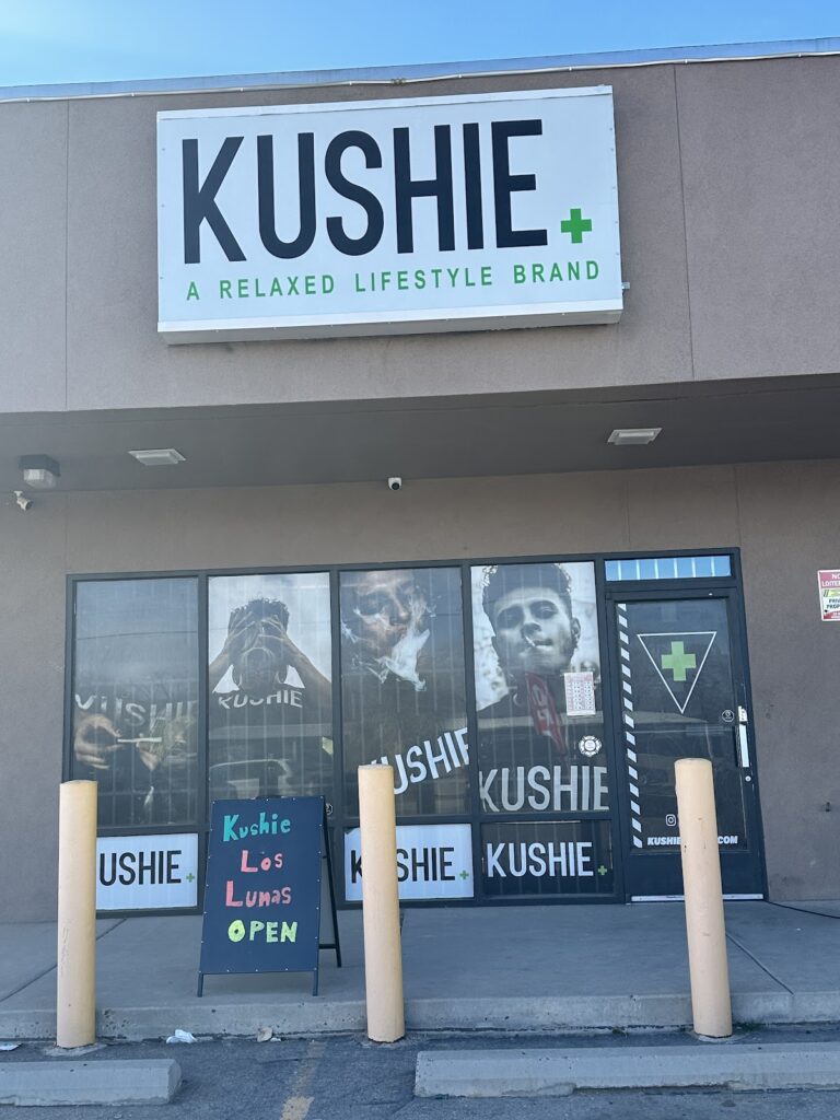 Store – main photo