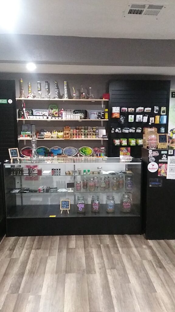 Store – main photo