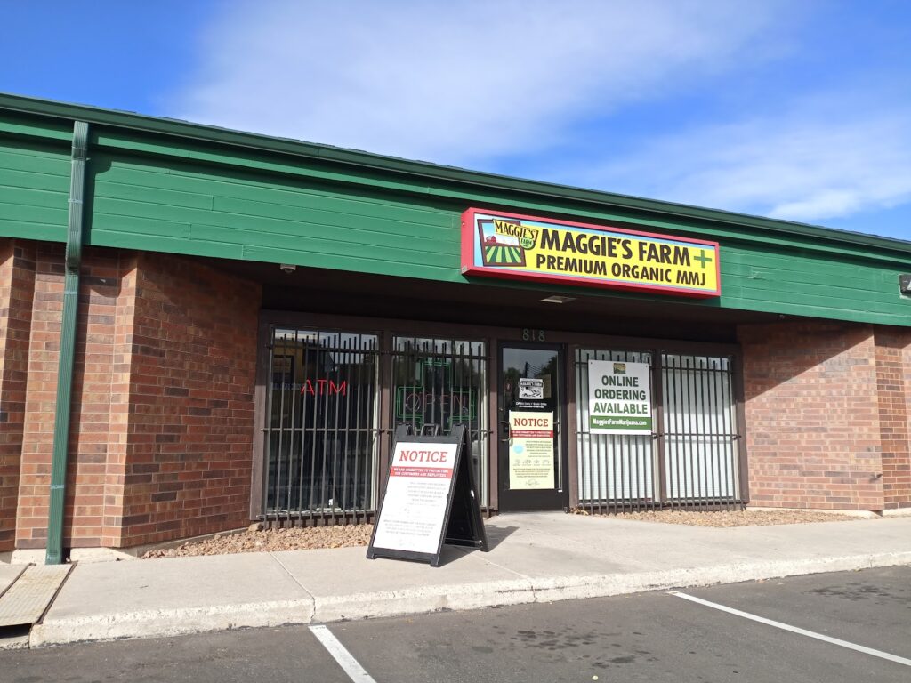 Store – main photo