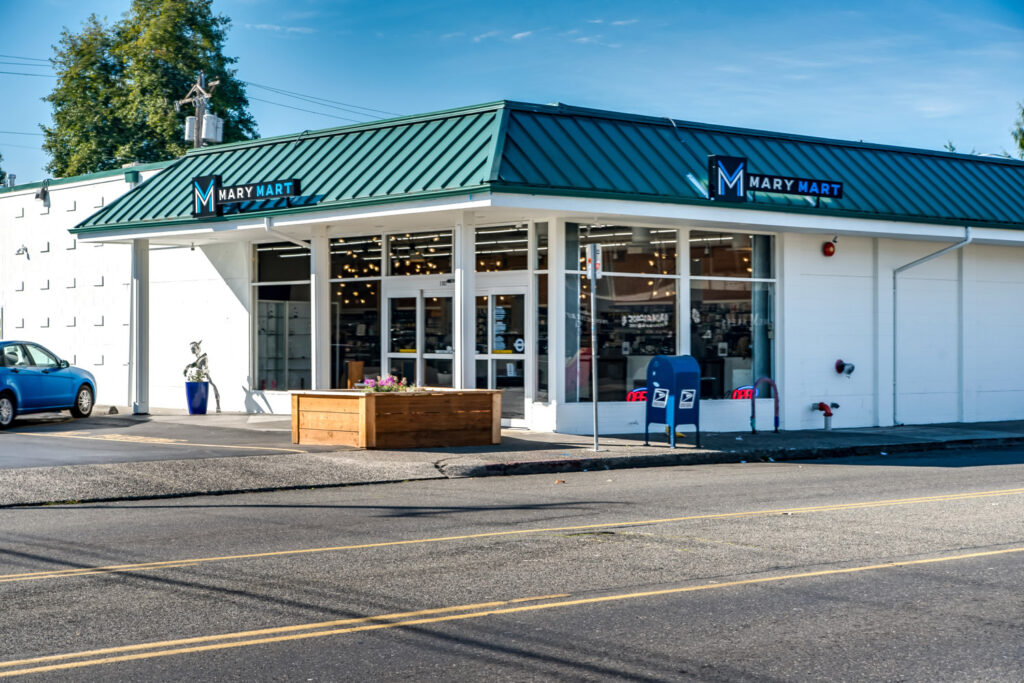 Store – main photo