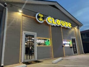 Royal Cloudz Smoke Shop – THC/CBD Dispensary, Vape, Hookah & Exotic Snacks – Hueytown — Hueytown, AL