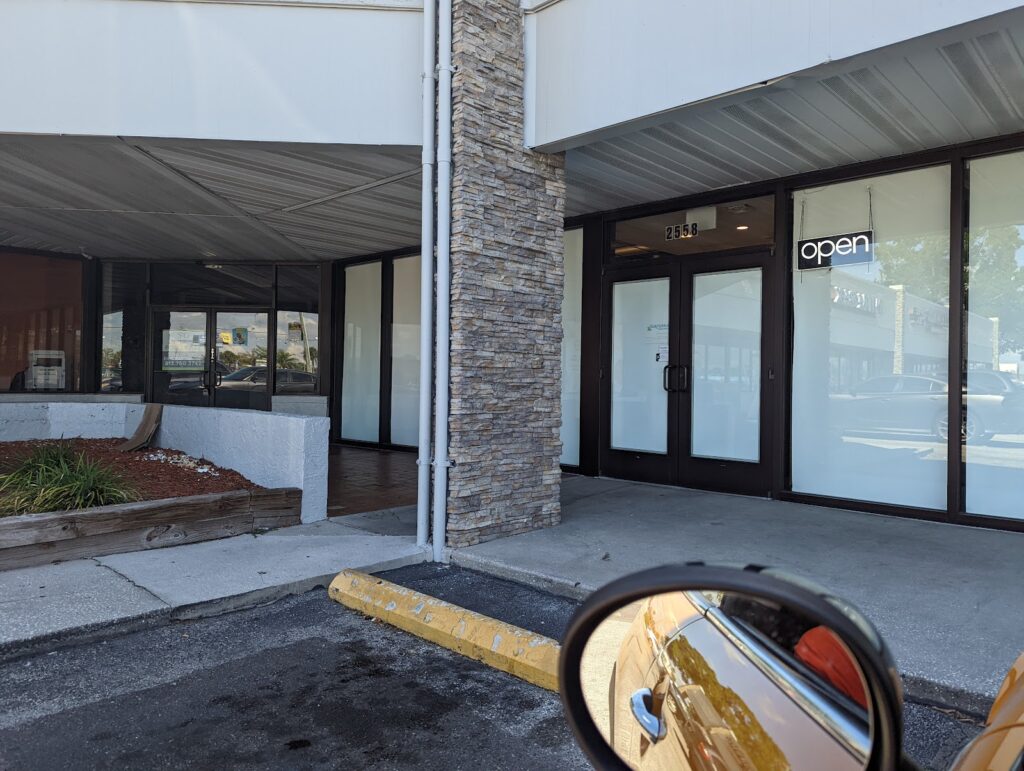 Store – main photo