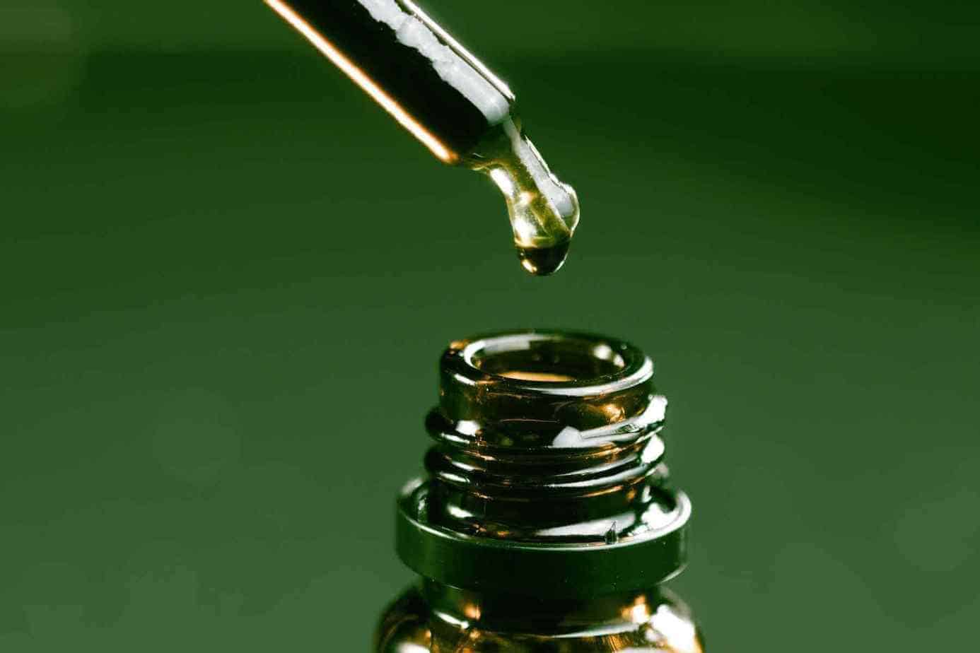 How Do Third-Party Lab Technicians Scan CBD Products?