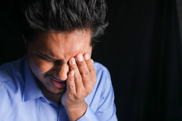 Is CBD or THC Better for Treating Migraines?