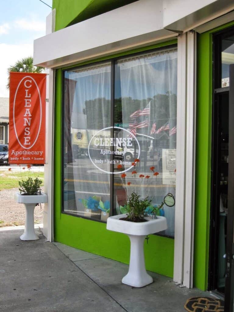 Store – main photo