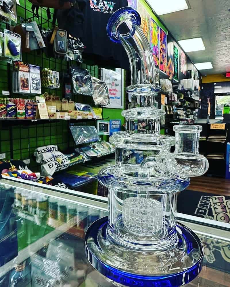 Store – gallery image 8