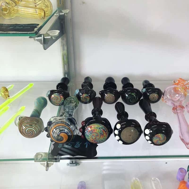 Store – gallery image 4