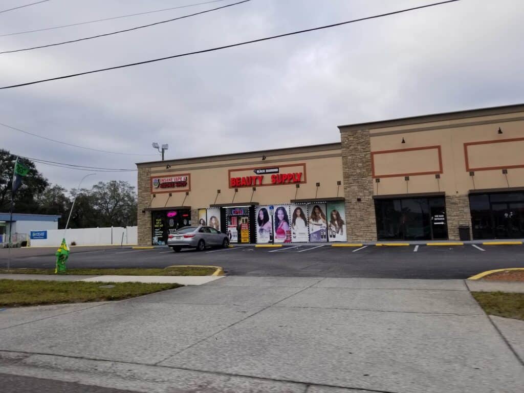 Store – main photo