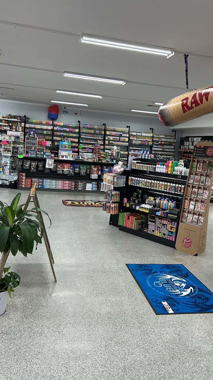 Store – gallery image 10