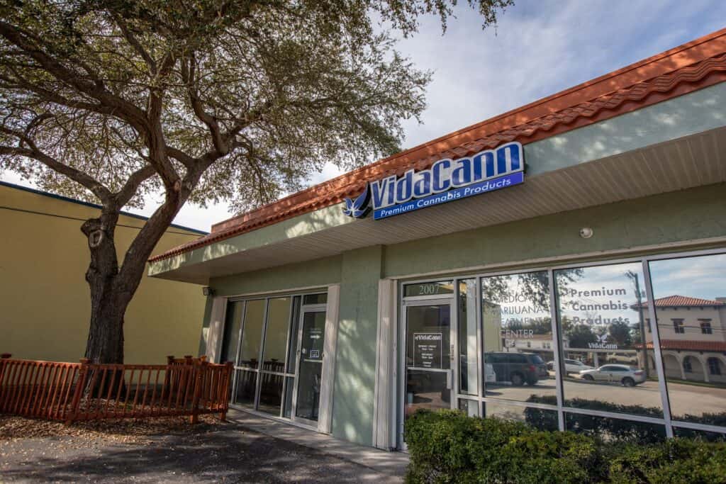 Store – main photo