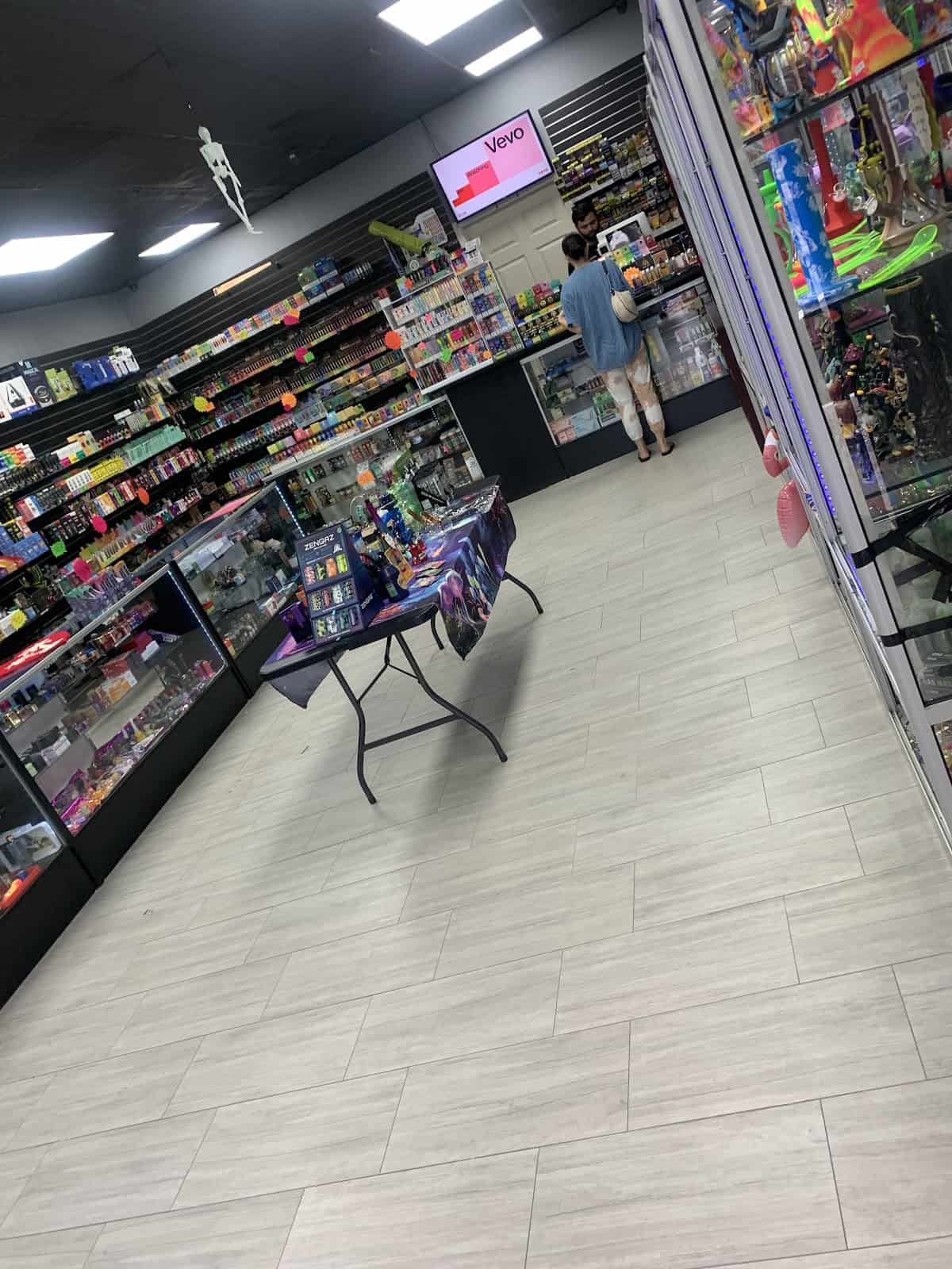 Store – gallery image 8