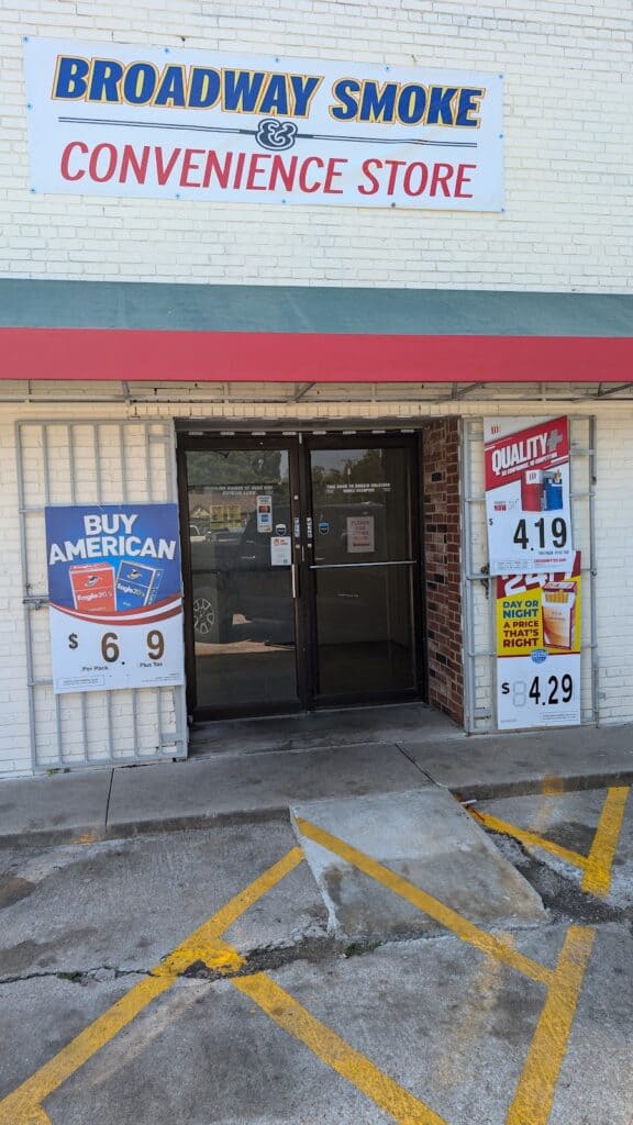 Store – main photo