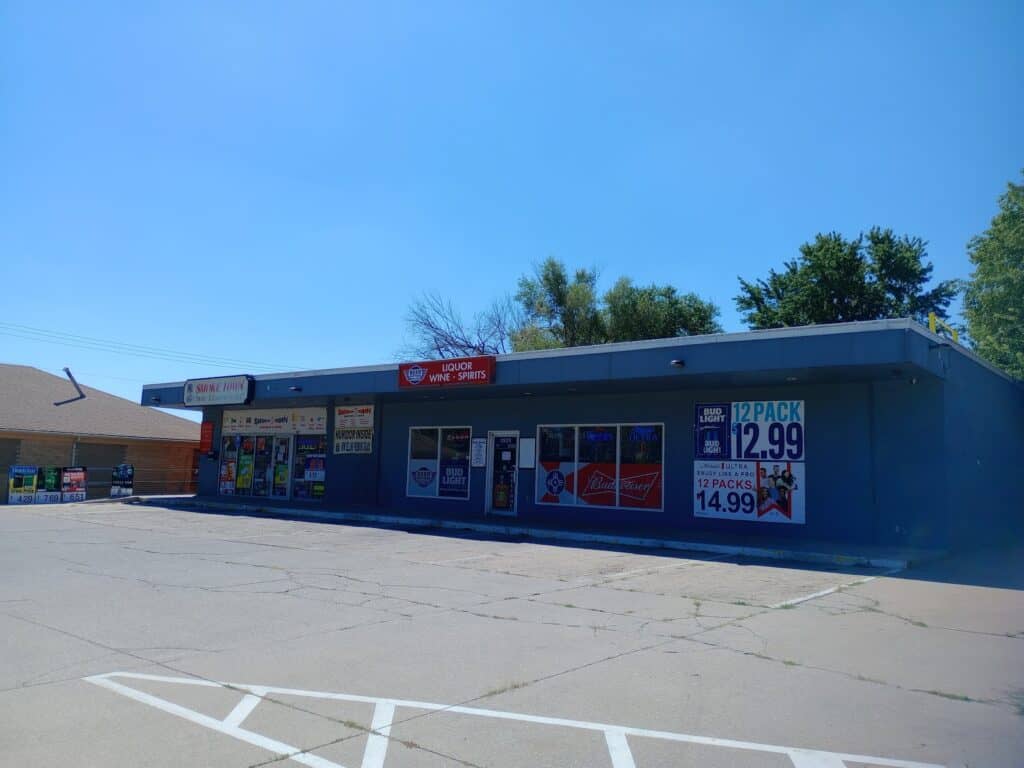 Store – main photo