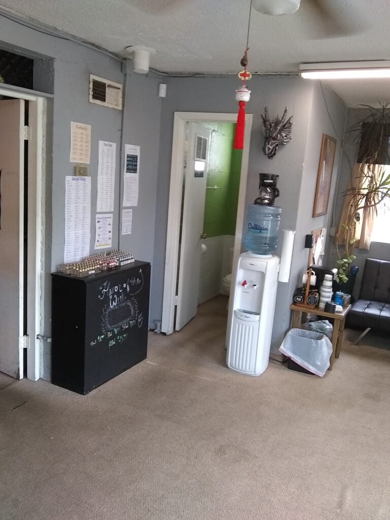 Store – main photo