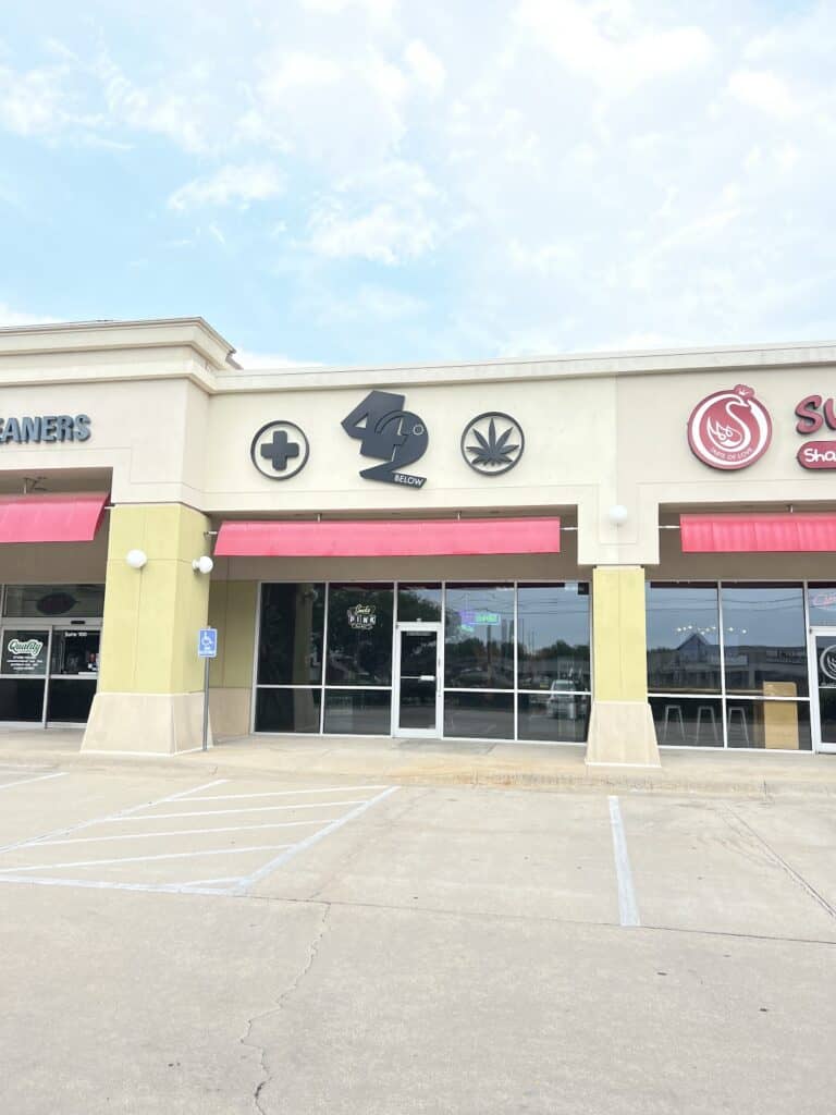 Store – main photo