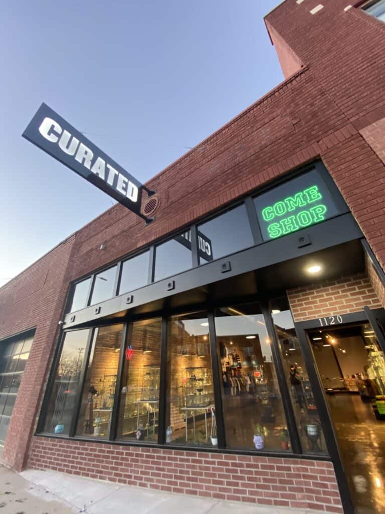 Store – main photo