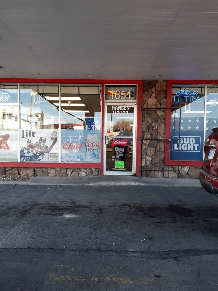 Store – main photo