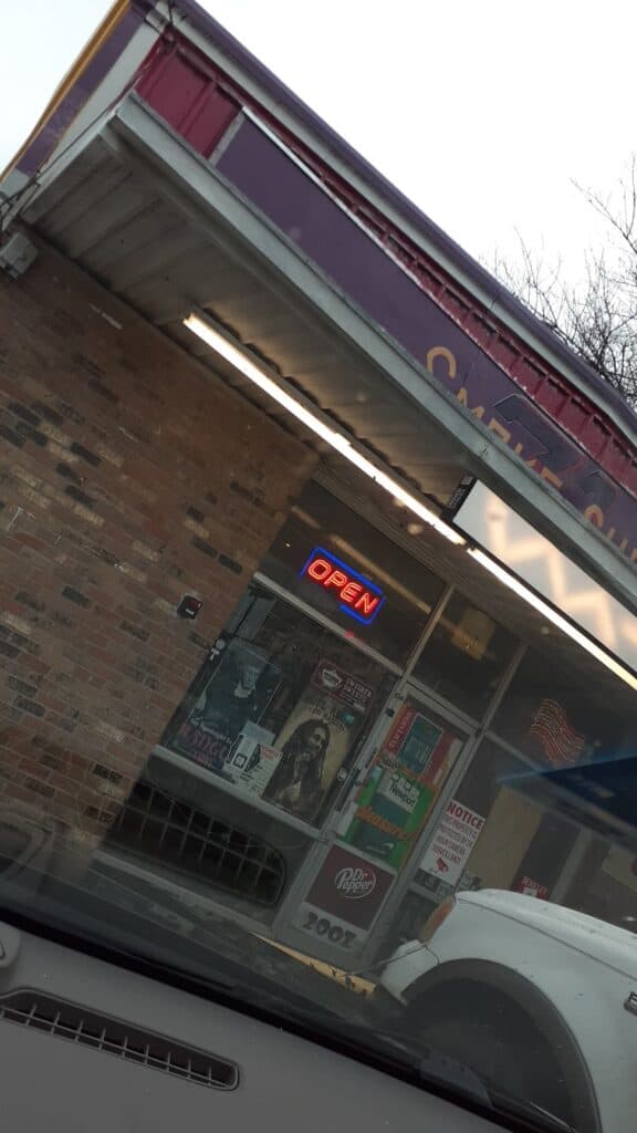 Store – main photo