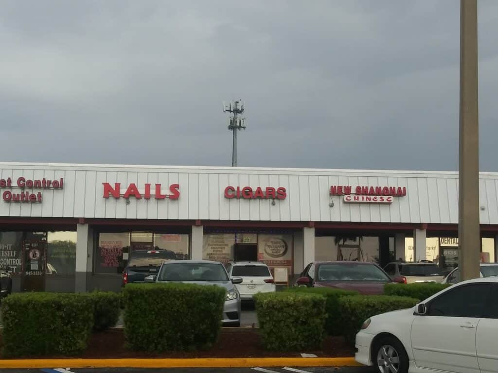 Store – main photo