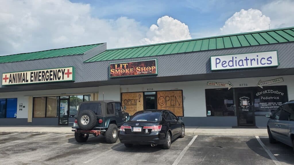 Store – main photo