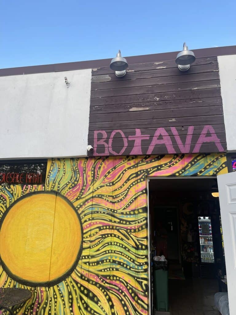 Store – main photo