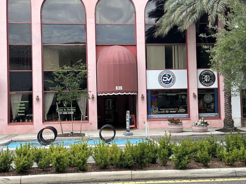 Store – main photo