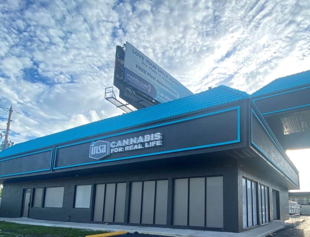 Store – main photo