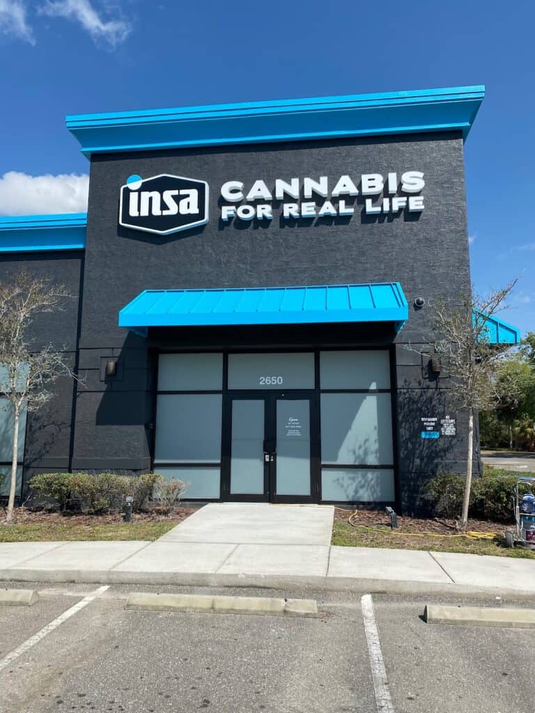 Store – main photo