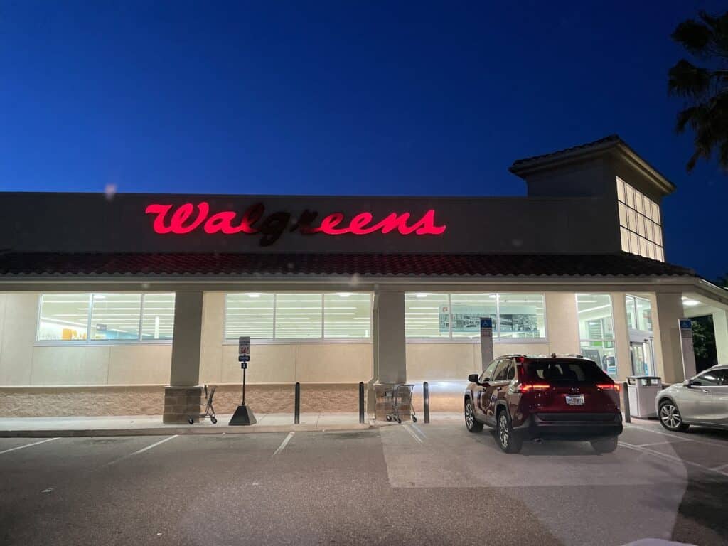 Store – main photo