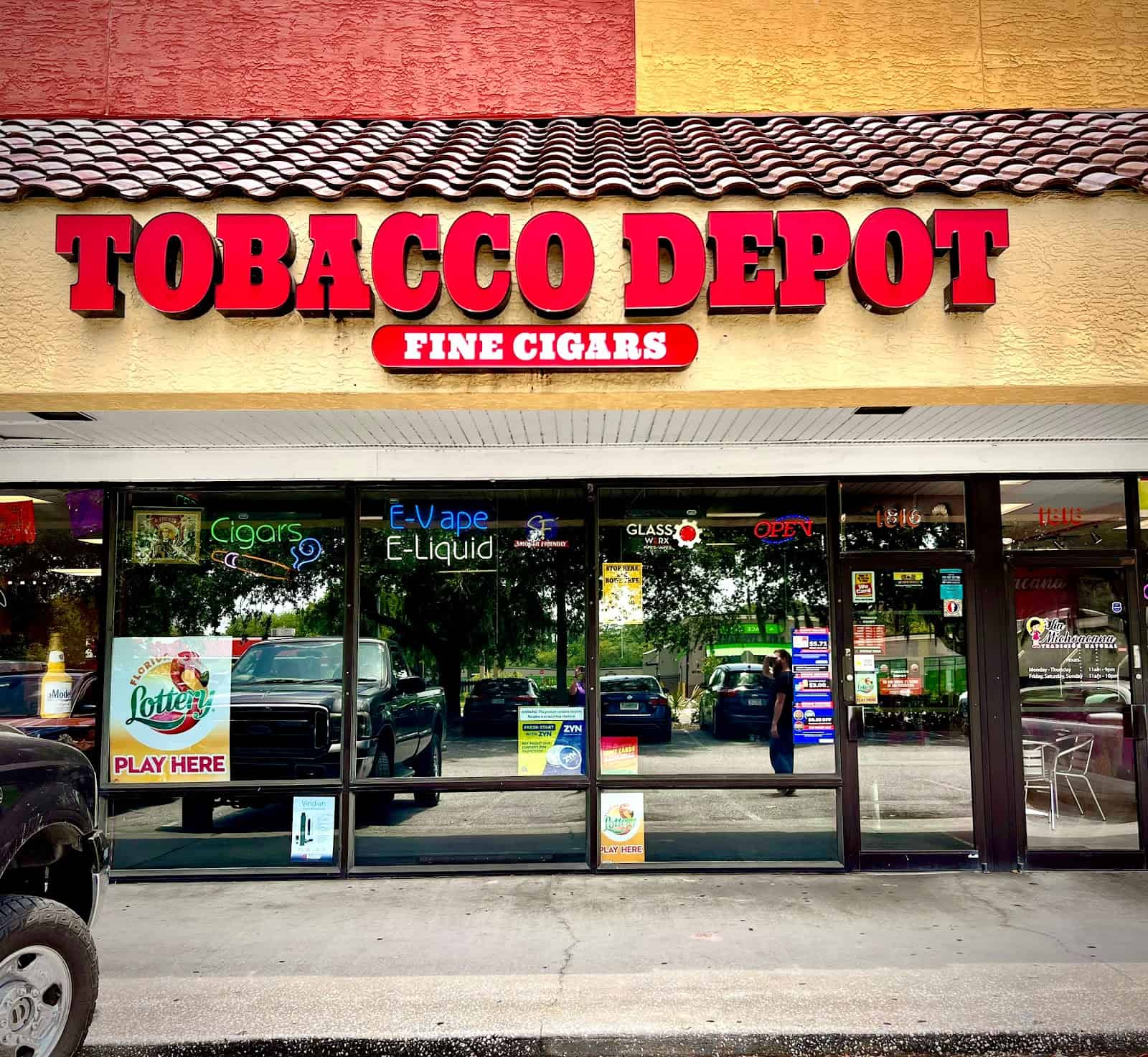 Store – main photo