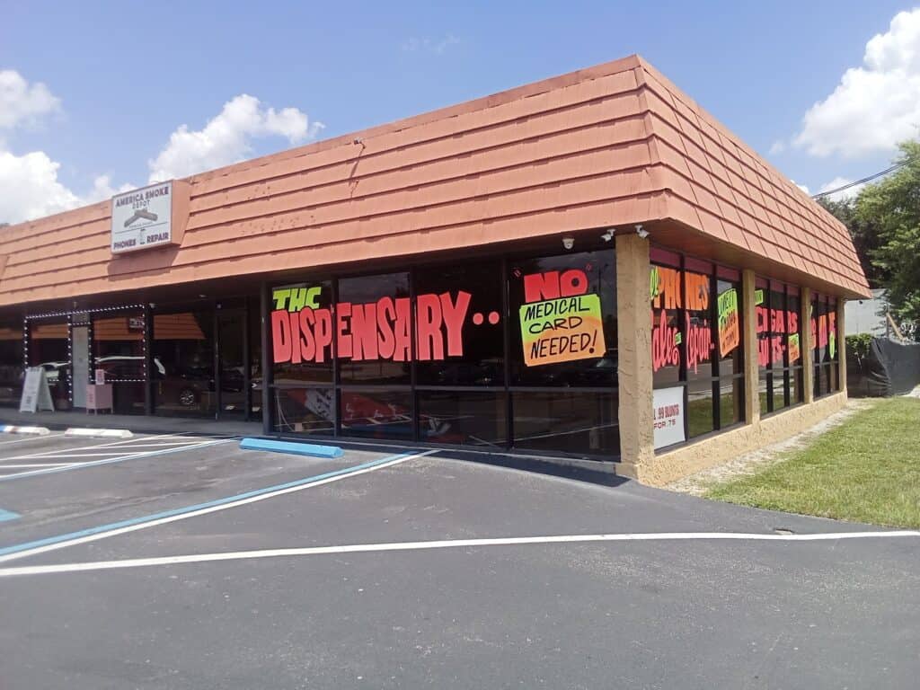 Store – main photo