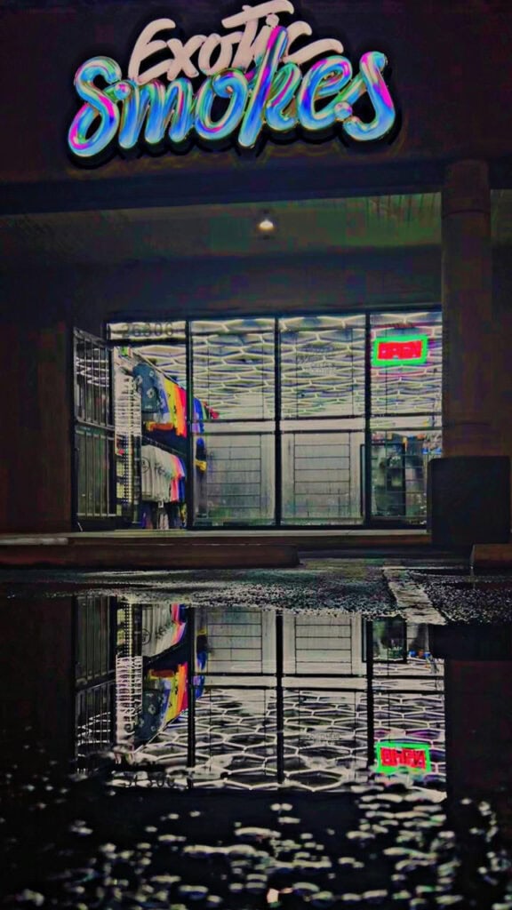 Store – main photo