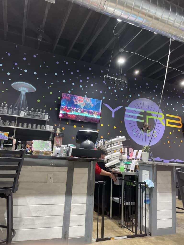 Store – main photo