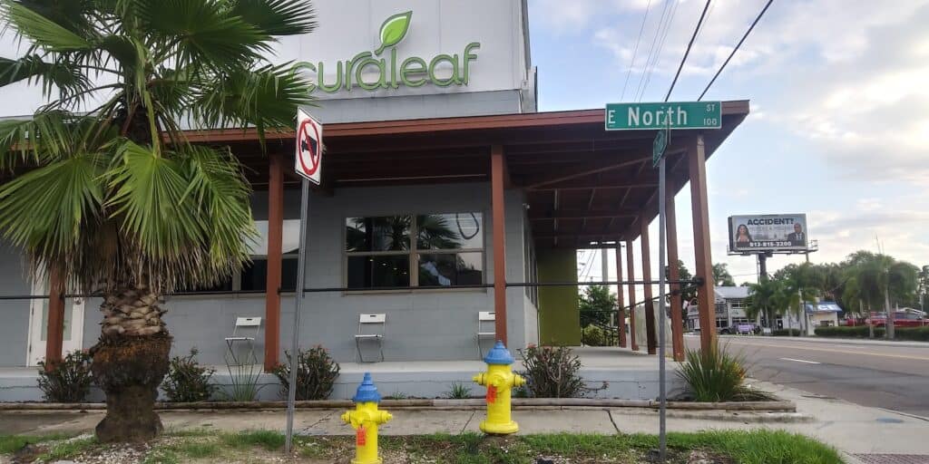 Store – main photo