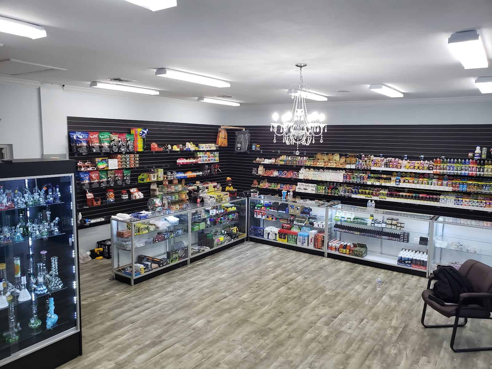 Store – main photo