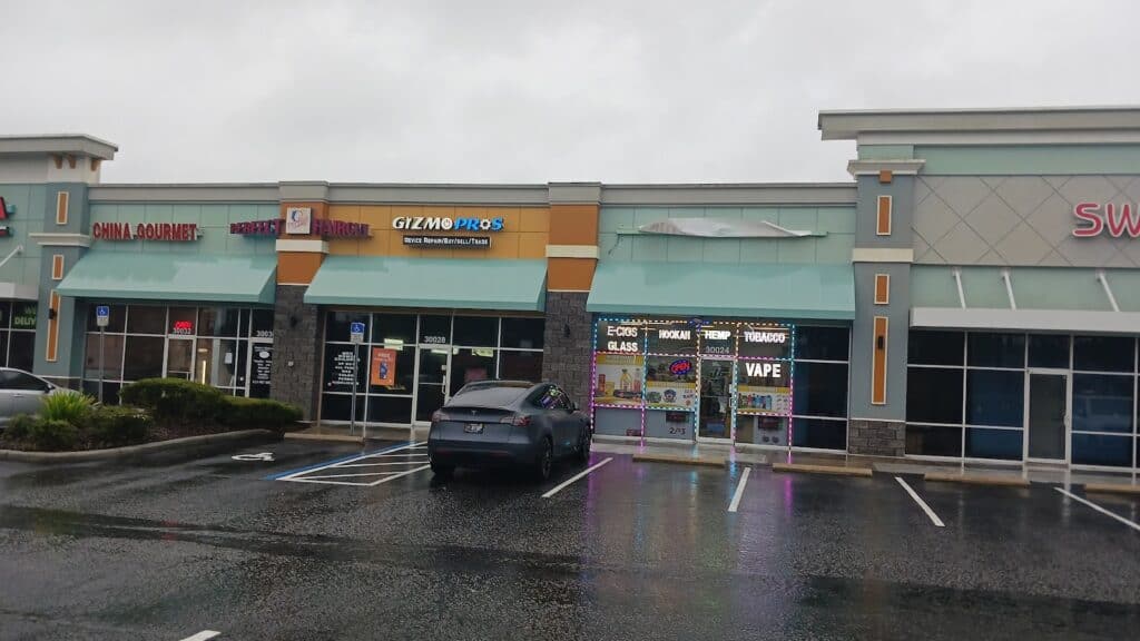 Store – main photo