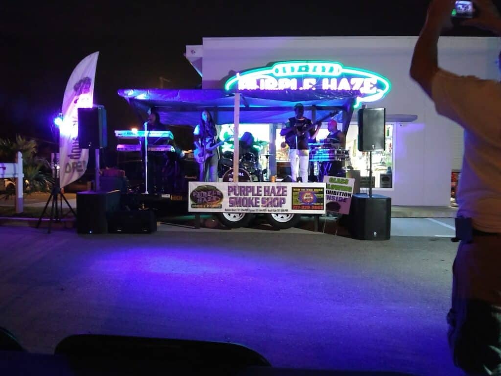 Store – main photo