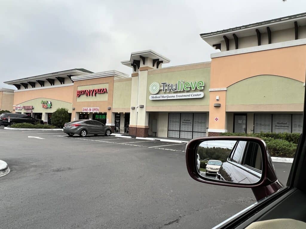 Store – main photo