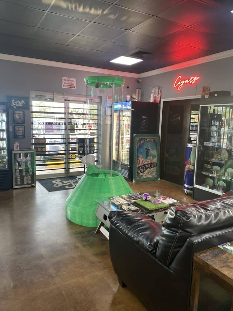 Store – main photo