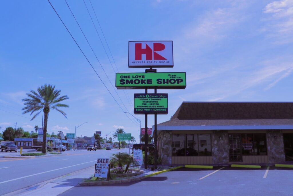 Store – main photo